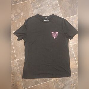 Chubbies Mens The Weekend Has Arrived Graphic T-Shirt Black Pink Size Medium